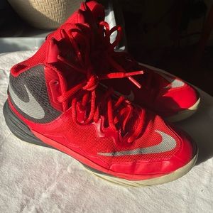 PRIME HYPE NIKE SHOES